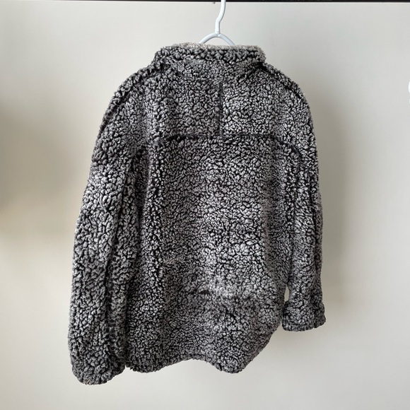 Thread & Supply wubby fleece pullover - Picture 2 of 4